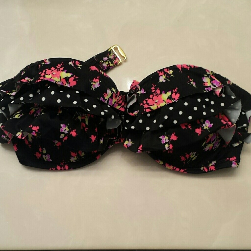 Bikini top